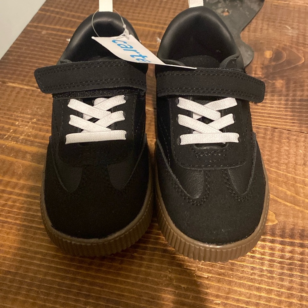Carter’s tennis shoes